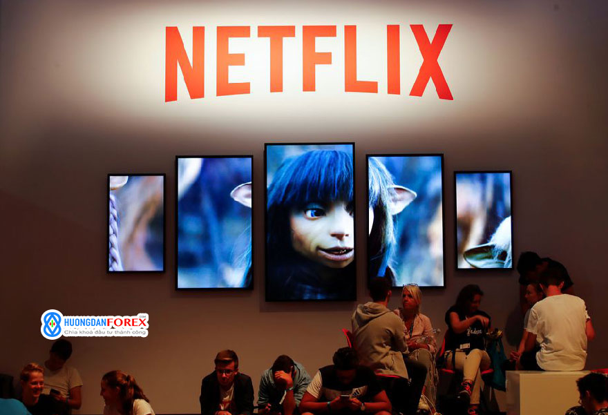 Netflix mua bản quyền phát các chương trình đặc biệt theo năm và thay đổi cách đầu tư vốn