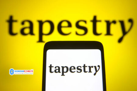 Tapestry, Ralph Lauren và 3 cổ phiếu khác đáng theo dõi trong phiên giao dịch ngày thứ Năm
