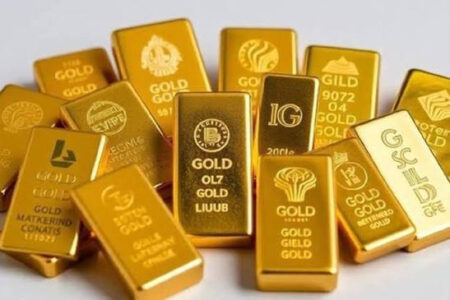 Vàng giữ vững mốc 4.400 USD: Kỳ vọng Fed tăng lãi suất suy yếu, dòng tiền ETF bắt đầu trở lại